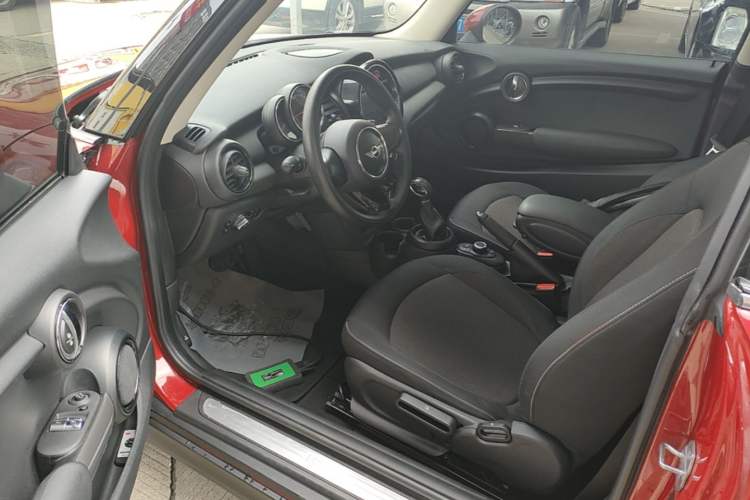 Used MINI 2016 1.2T ONE Left Front Seat