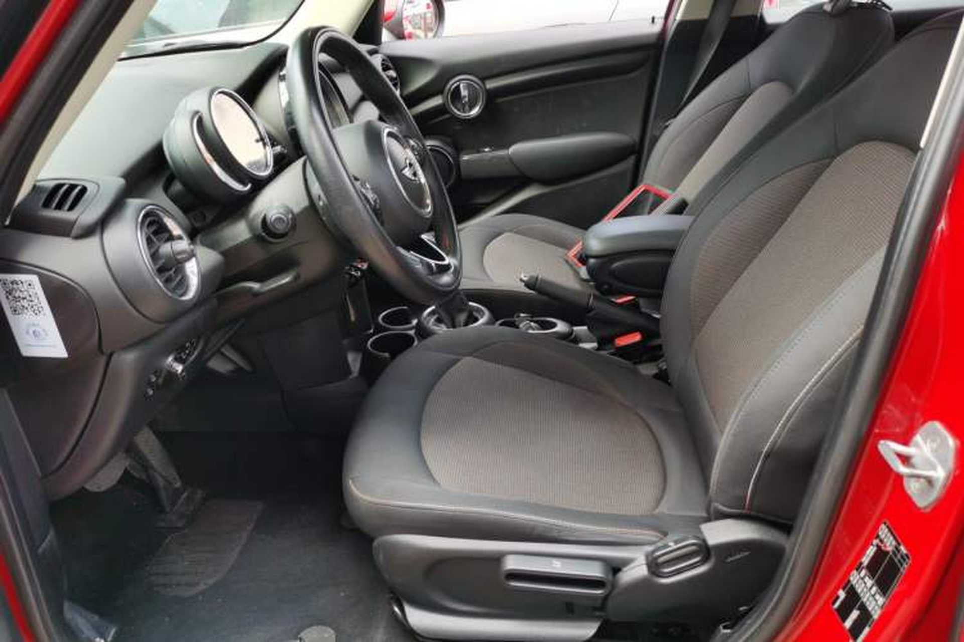 Used MINI 2016 1.2T ONE Pioneer Edition Five-Door Version Left Front Seat