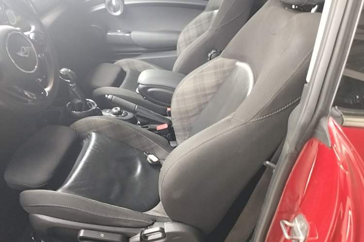 Used MINI 2016 1.5T COOPER Left Front Seat