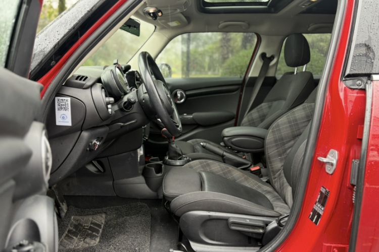 Used MINI 2016 1.5T COOPER Five-Door Edition Left Front Seat