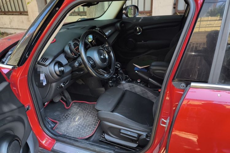 Used MINI 2016 1.5T COOPER Five-Door Edition Left Front Seat
