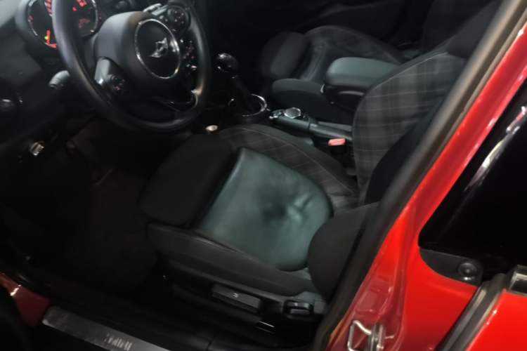 Used MINI 2016 1.5T COOPER Performance Edition 5-door version Left Front Seat