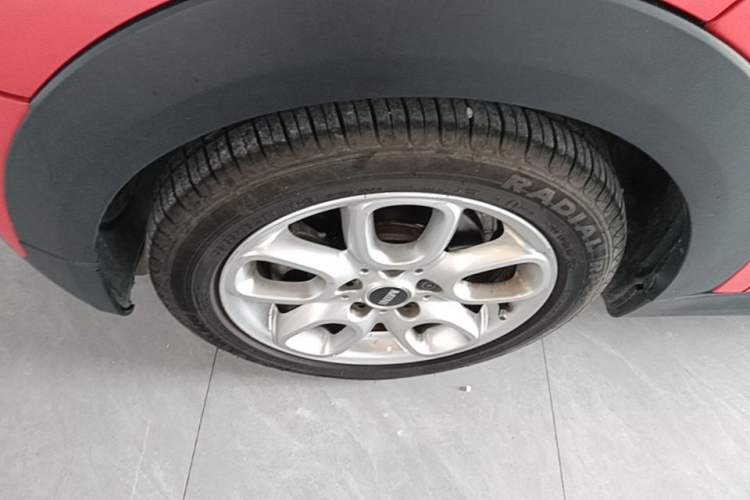 Used MINI 2016 1.5T COOPER Left Front Wheel Hub