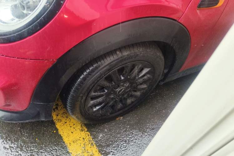 Used MINI 2016 1.2T ONE Pioneer Edition Left Front Wheel Hub