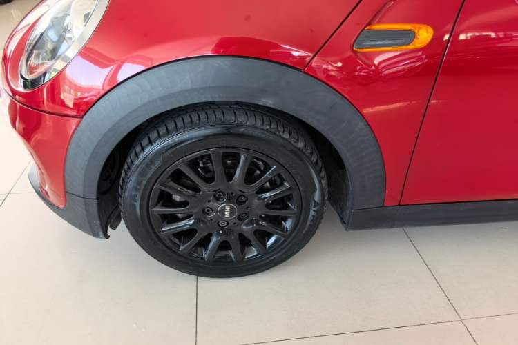 Used MINI 2016 1.5T COOPER Left Front Wheel Hub