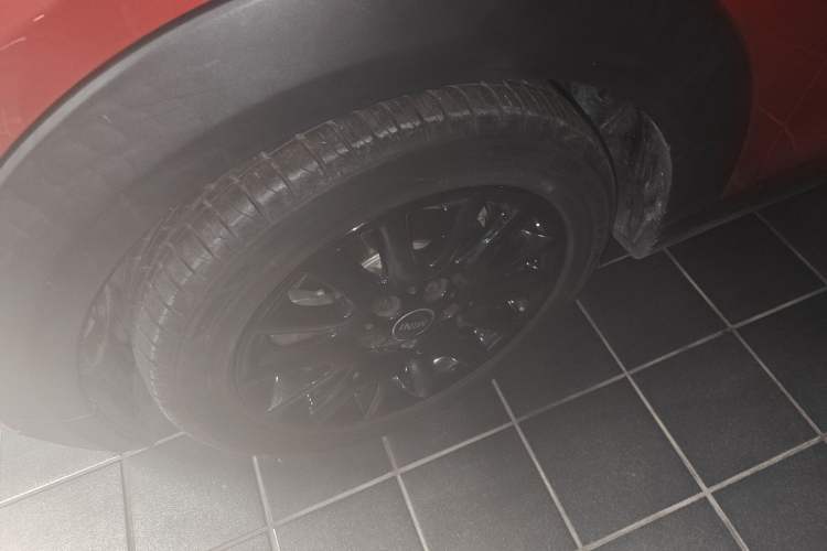 Used MINI 2016 1.5T COOPER Left Front Wheel Hub