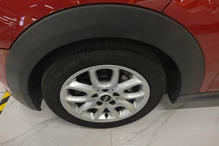 Used MINI 2016 1.2T ONE Pioneer Edition Left Front Wheel Hub