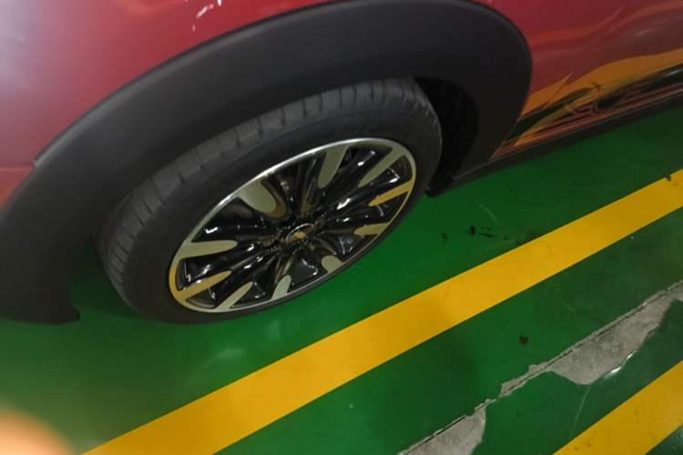 Used MINI 2016 1.5T COOPER Performance Edition 5-door version Left Front Wheel Hub
