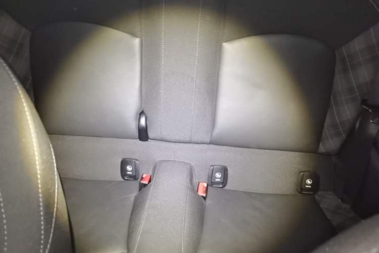 Used MINI 2016 1.5T COOPER Left Rear Seat