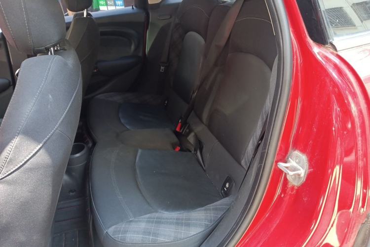 Used MINI 2016 1.5T COOPER Five-Door Edition Left Rear Seat
