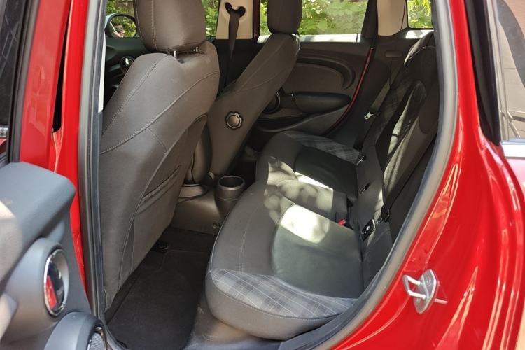 Used MINI 2016 1.5T COOPER Five-Door Edition Left Rear Seat