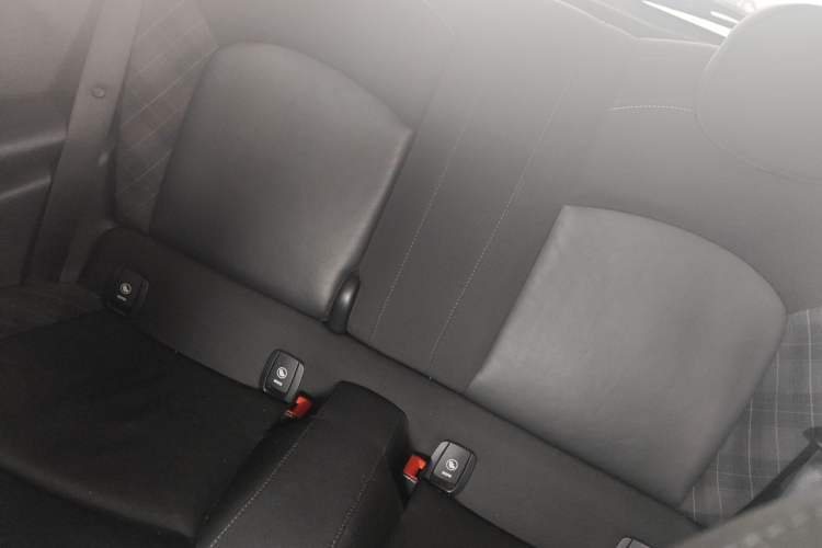 Used MINI 2016 1.5T COOPER Left Rear Seat