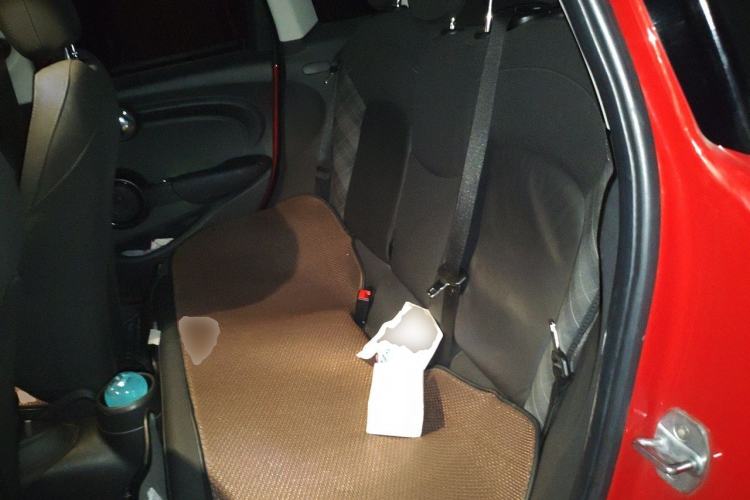 Used MINI 2016 1.5T COOPER Five-Door Edition Left Rear Seat