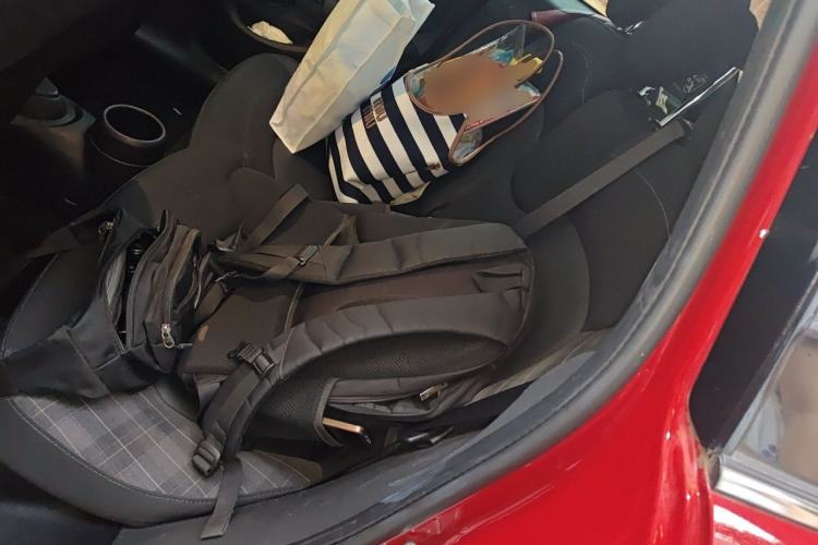 Used MINI 2016 1.5T COOPER Five-Door Edition Left Rear Seat