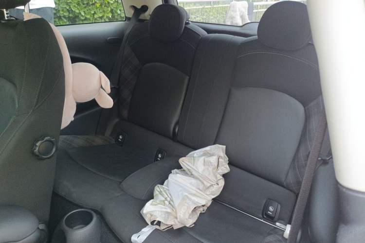 Used MINI 2016 1.5T COOPER Avant-Garde Left Rear Seat