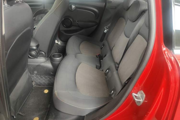 Used MINI 2016 1.2T ONE Five-Door Edition Left Rear Seat