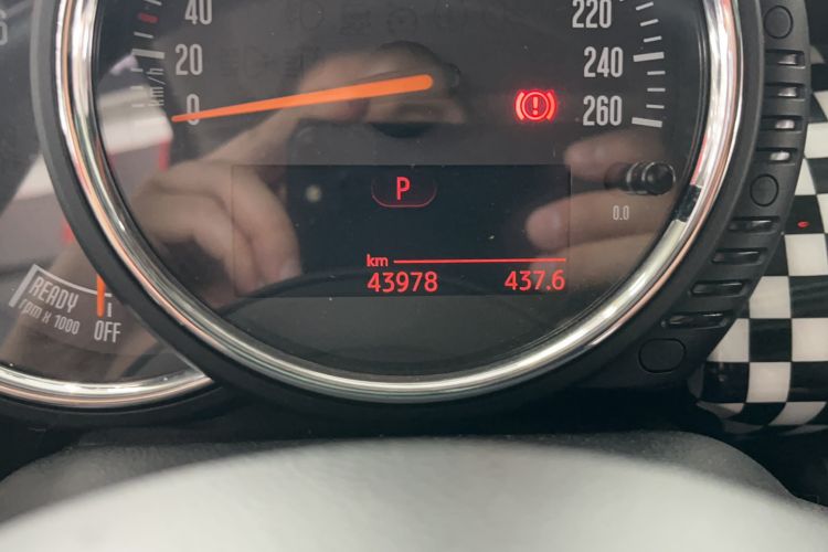 Used MINI 2016 1.2T ONE Pioneer Edition Odometer Close Up