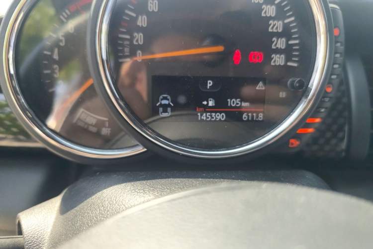 Used MINI 2016 2.0T COOPER S Five-Door Edition Odometer Close Up