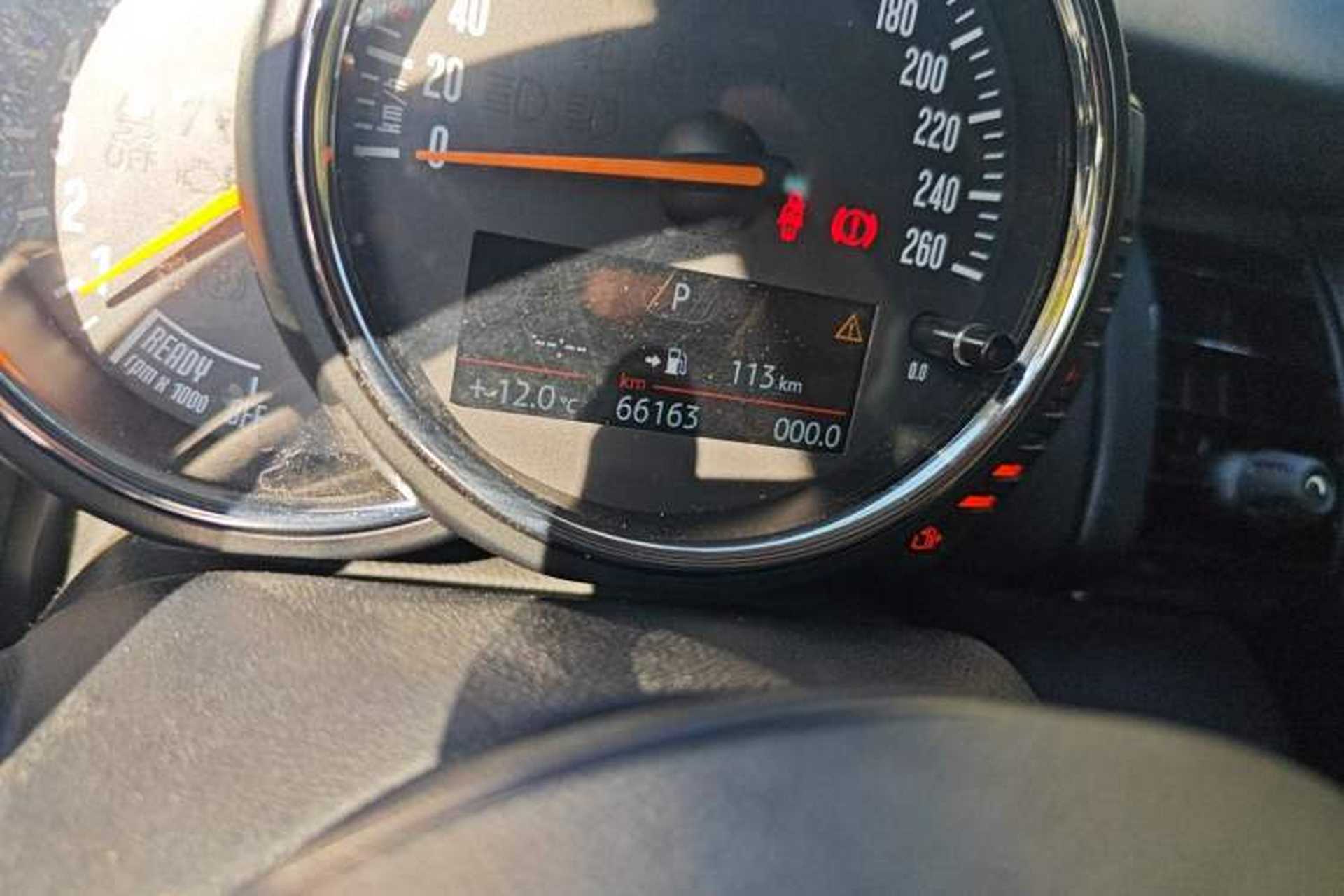 Used MINI 2016 1.2T ONE Pioneer Edition Odometer Close Up