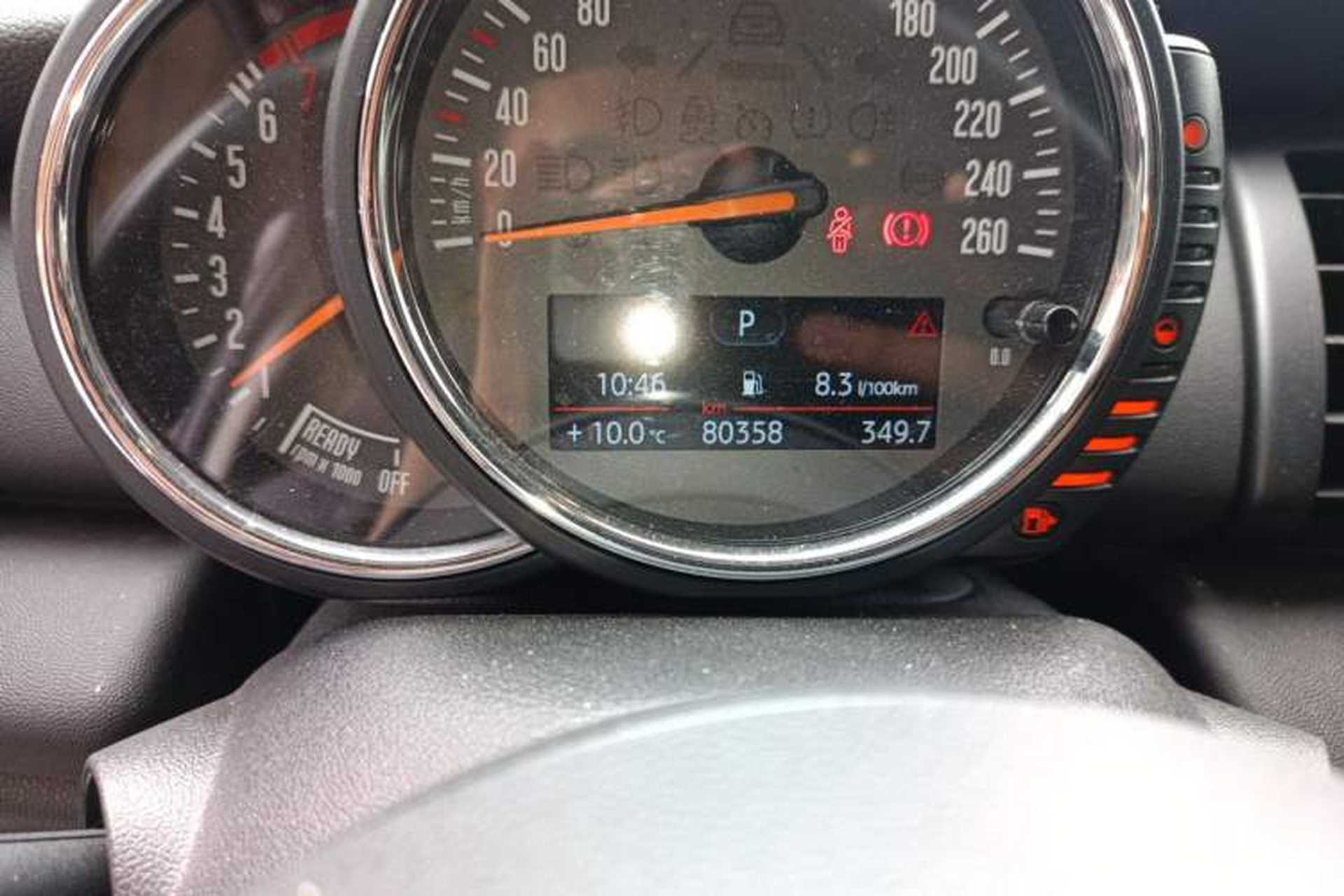 Used MINI 2016 1.2T ONE Pioneer Edition Five-Door Version Odometer Close Up