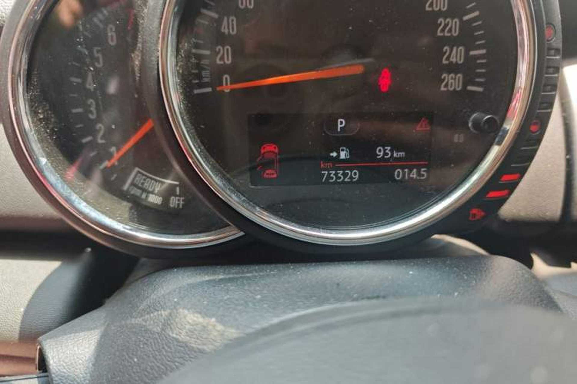 Used MINI 2016 1.2T ONE Pioneer Edition Five-Door Version Odometer Close Up