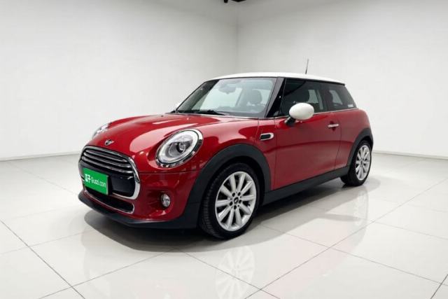 Używany MINI 2016 1.5T COOPER Performance Edition