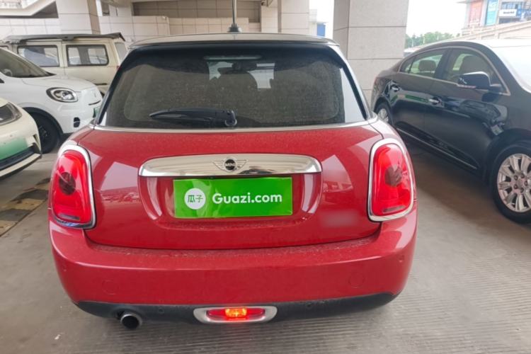 Used MINI 2016 1.5T COOPER Five-Door Edition Rear