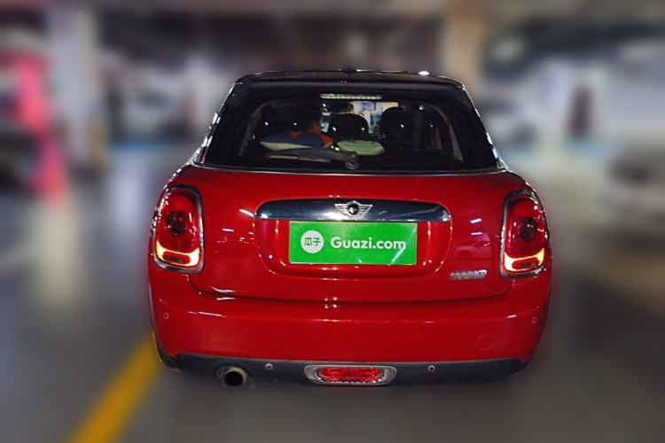 Used MINI 2016 1.5T COOPER Five-Door Edition Rear