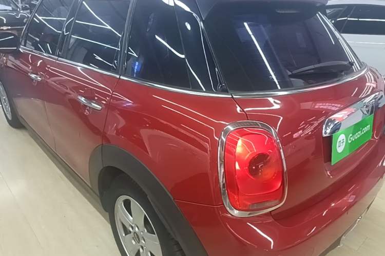 Used MINI 2016 1.2T ONE Five-Door Edition Rear Left 45 Deg