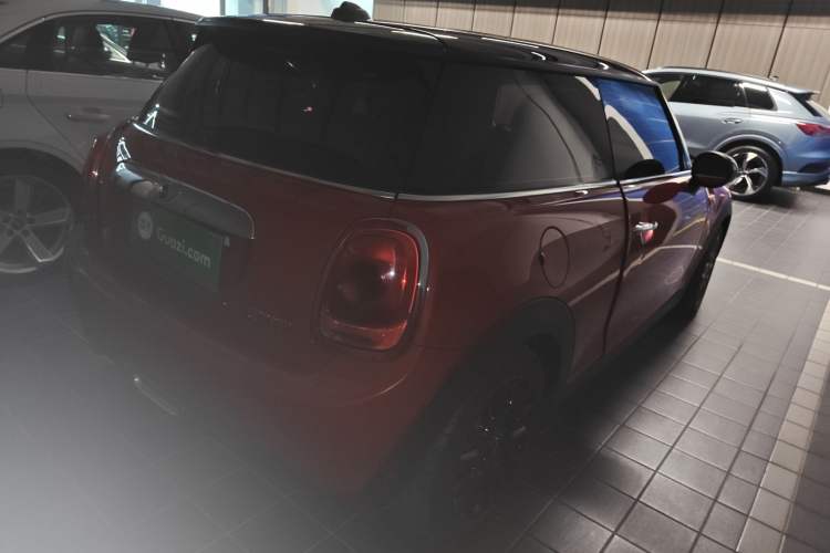 Used MINI 2016 1.5T COOPER Rear Right 45 Deg