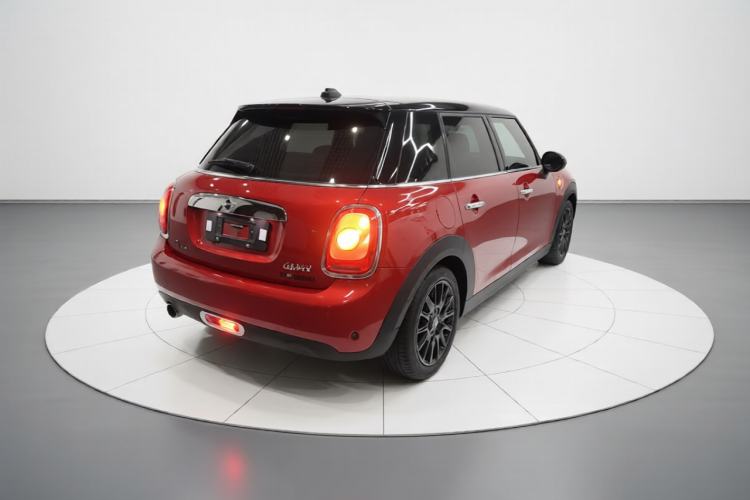 Used MINI 2016 1.5T COOPER Five-Door Edition Rear Right 45 Deg