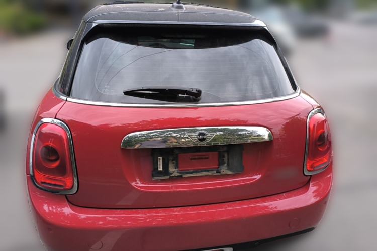 Used MINI 2016 1.5T COOPER Five-Door Edition Rear