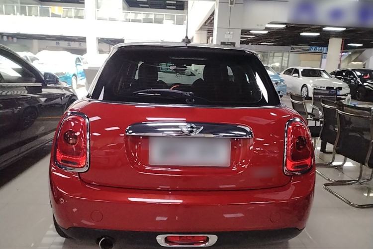 Used MINI 2016 1.5T COOPER Five-Door Edition Rear