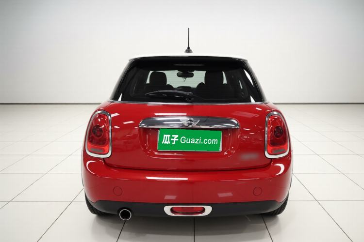 Used MINI 2016 1.5T COOPER Five-Door Edition Rear