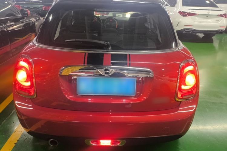 Used MINI 2016 1.5T COOPER Performance Edition 5-door version Rear