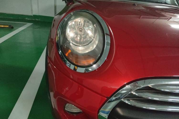 Used MINI 2016 1.2T ONE Pioneer Edition Five-Door Version Right Front Headlight