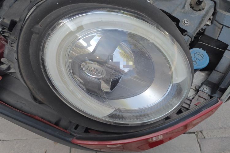 Used MINI 2016 1.5T COOPER Right Front Headlight