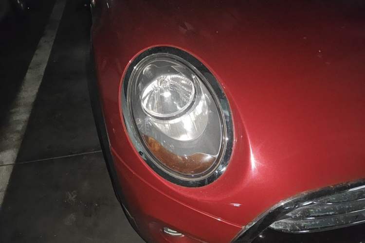 Used MINI 2016 1.5T COOPER SEVEN Right Front Headlight