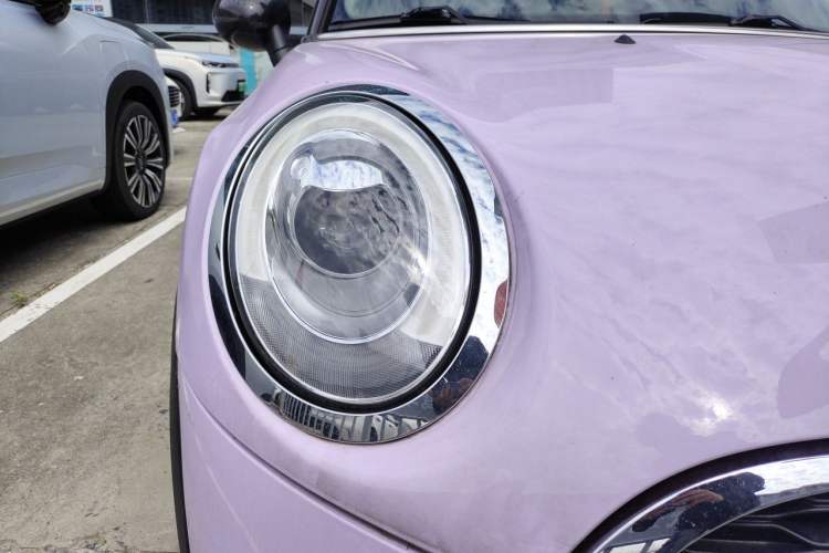 Used MINI 2016 2.0T COOPER S Five-Door Edition Right Front Headlight