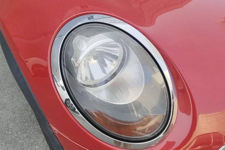 Used MINI 2016 1.2T ONE Pioneer Edition Right Front Headlight