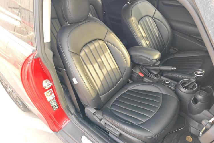 Used MINI 2016 1.2T ONE Pioneer Edition Right Front Seat