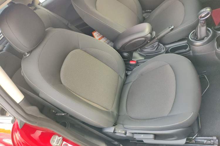 Used MINI 2016 1.2T ONE Pioneer Edition Right Front Seat