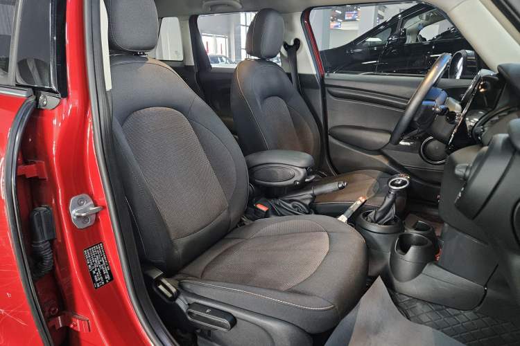 Used MINI 2016 1.2T ONE Five-Door Edition Right Front Seat