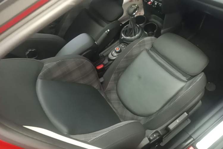 Used MINI 2016 1.5T COOPER Five-Door Edition Right Front Seat
