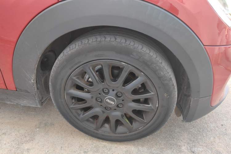Used MINI 2016 1.2T ONE Pioneer Edition Right Front Wheel Hub