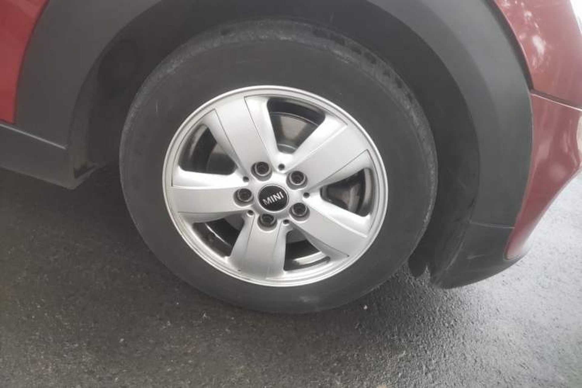 Used MINI 2016 1.2T ONE Five-Door Edition Right Front Wheel Hub