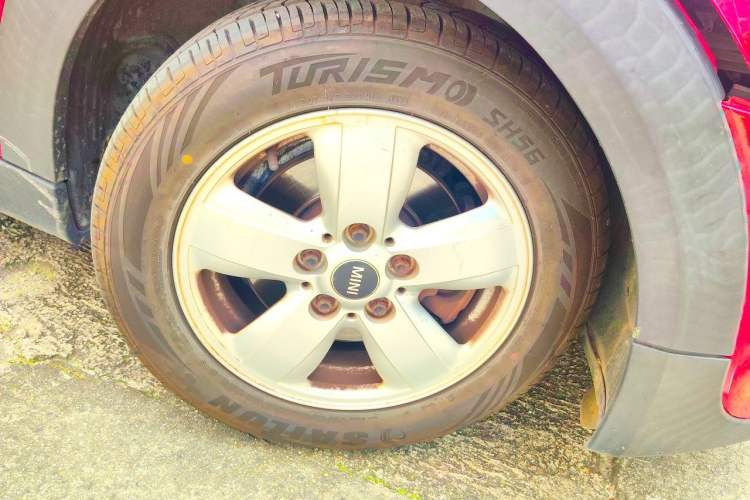 Used MINI 2016 1.2T ONE Five-Door Edition Right Front Wheel Hub
