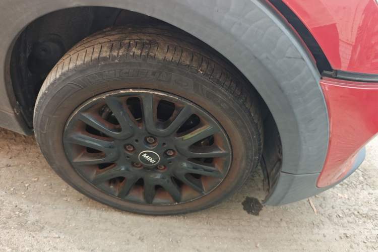 Used MINI 2016 1.2T ONE Pioneer Edition Right Front Wheel Hub