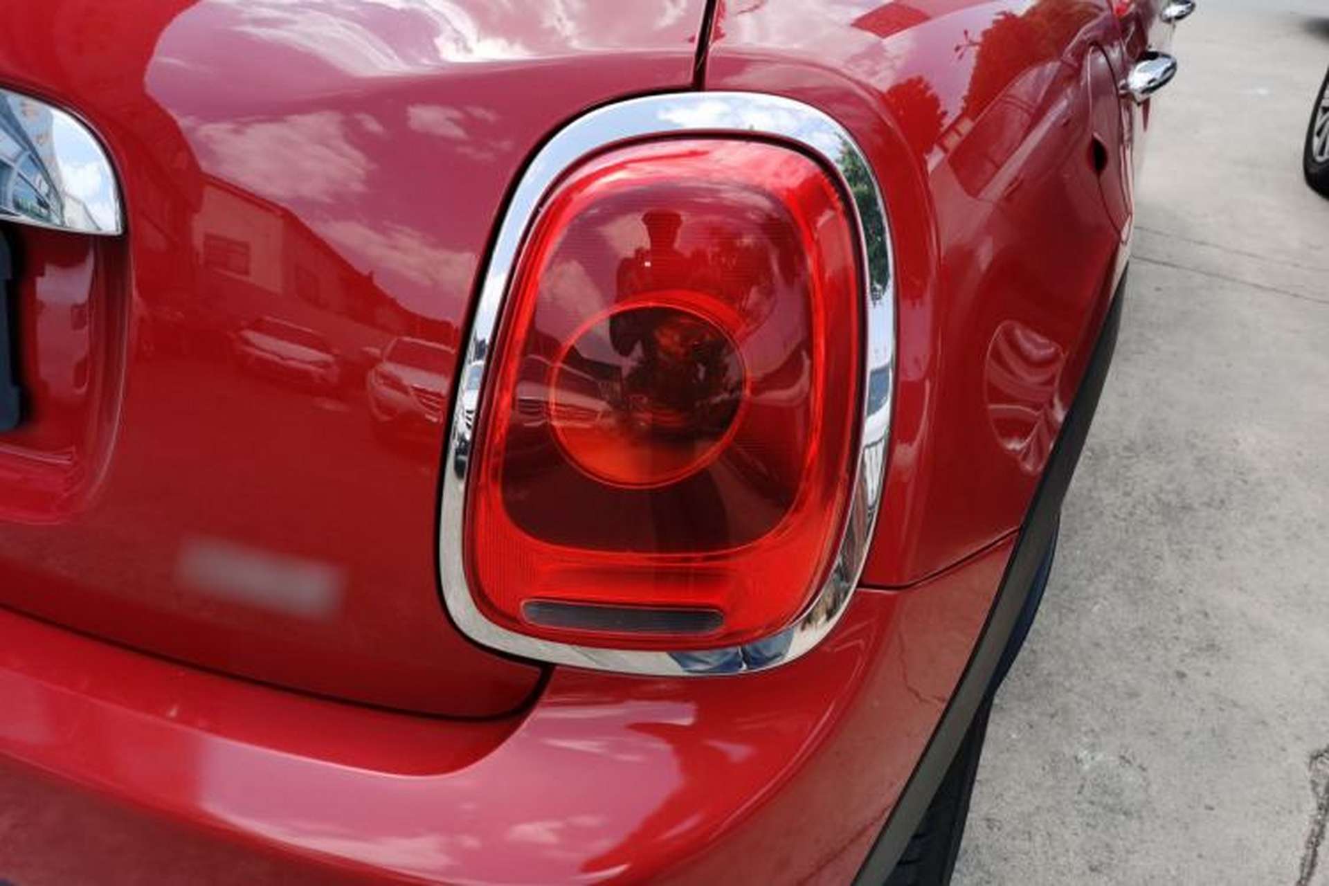 Used MINI 2016 1.2T ONE Pioneer Edition Five-Door Version Right Rear Taillight