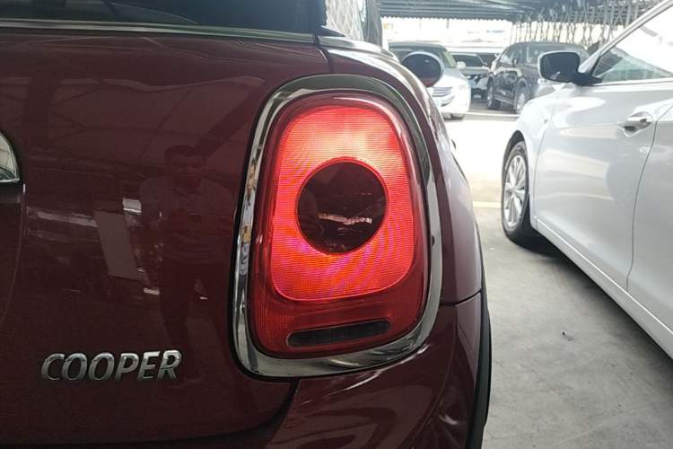 Used MINI 2016 1.5T COOPER Right Rear Taillight